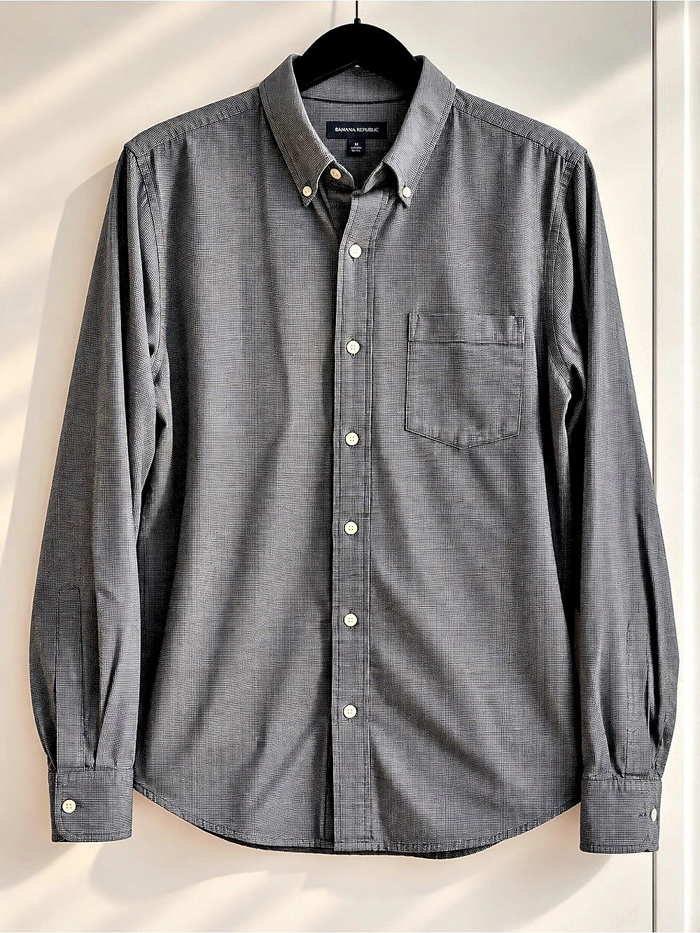 Van Heusen Classic Fit Checkered Button Down Shirt Gray XL Like New Cotton blend